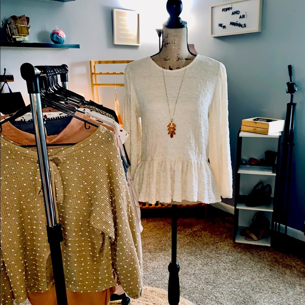 Super cute peplum top